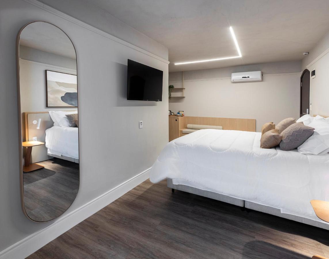 Deluxe Double Room with Balcony,1300485595:JPEG
