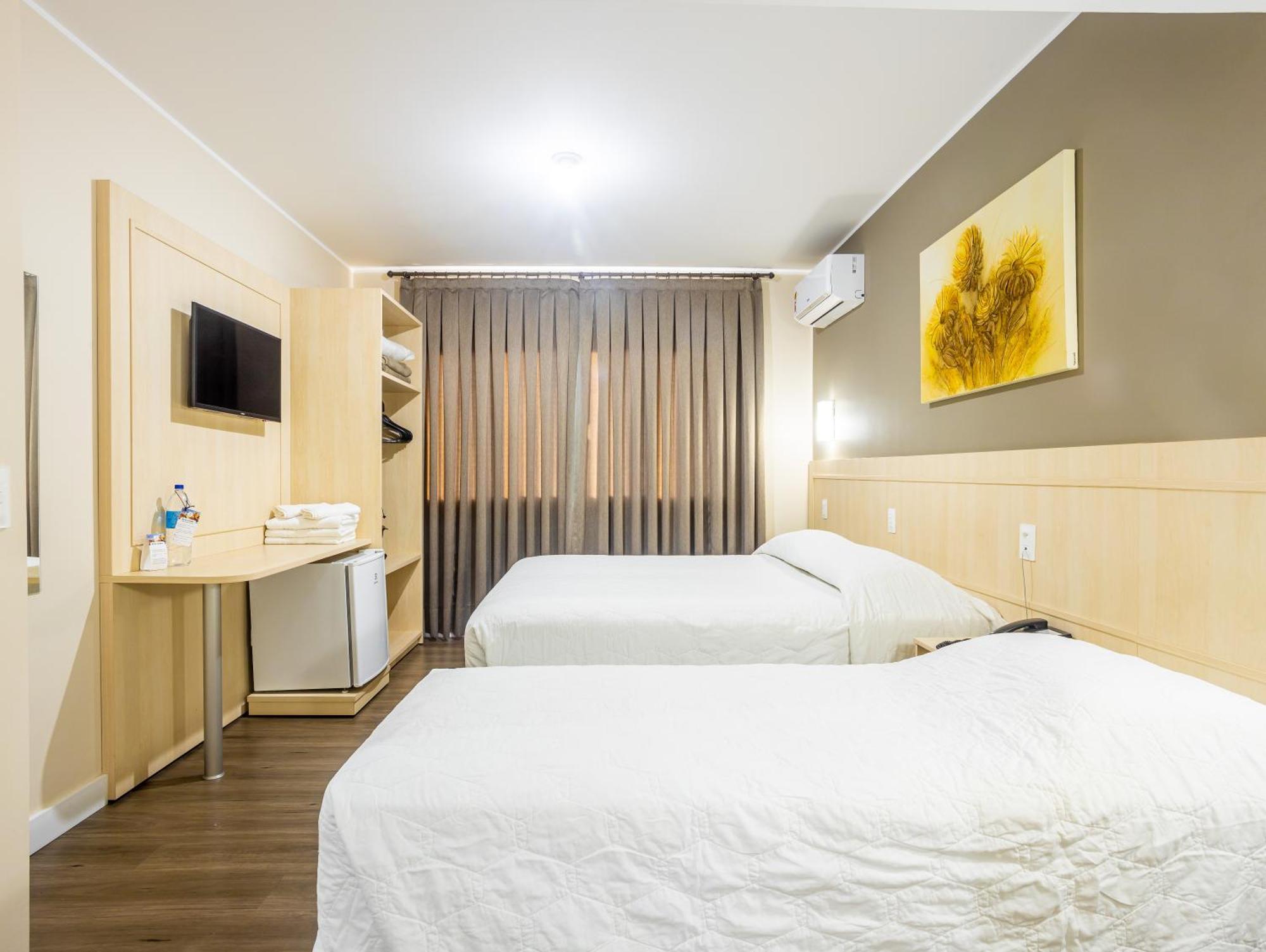 Standard Triple Room,1772908966:JPEG
