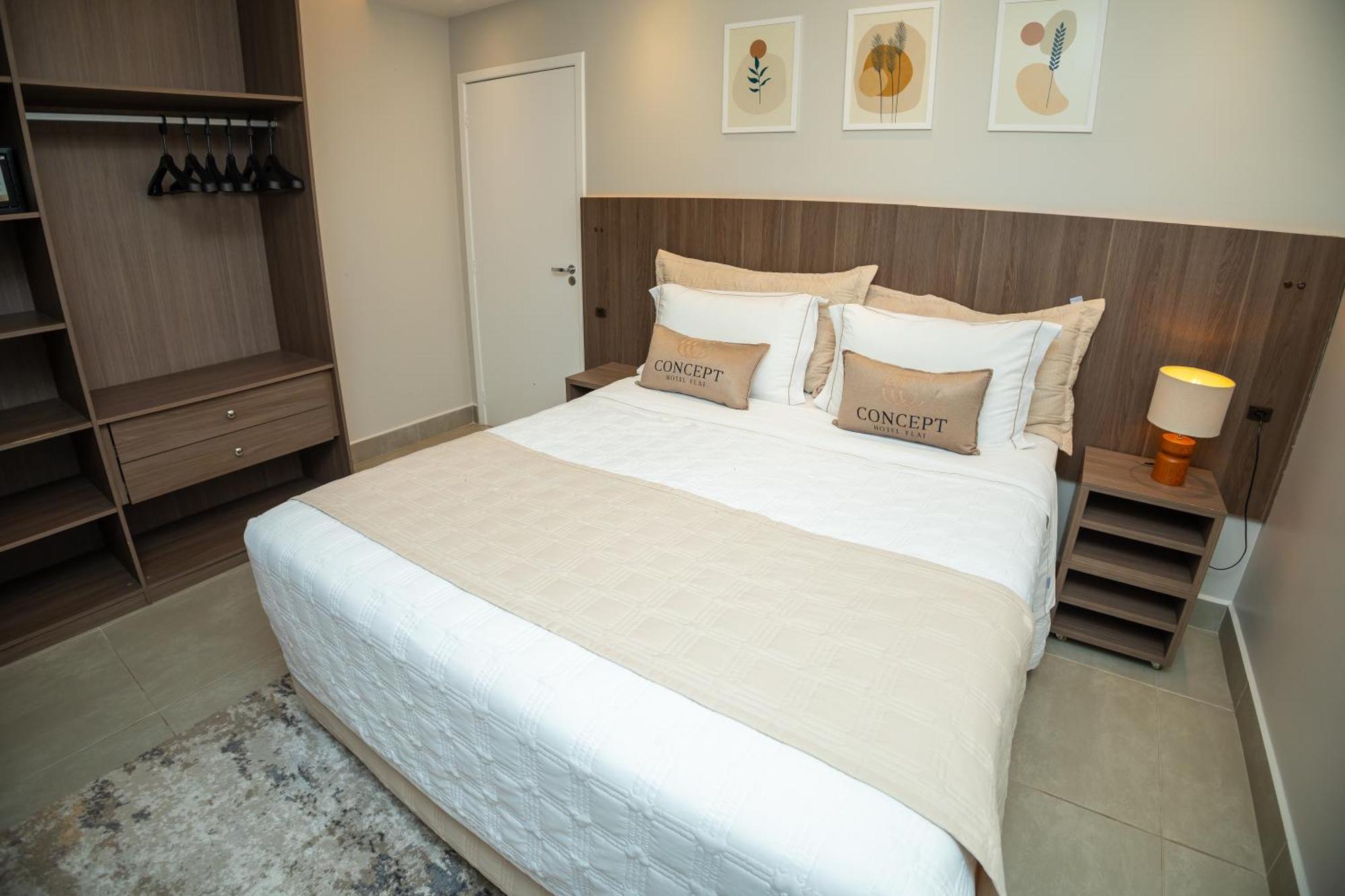 Quarto Duplo Deluxe com 1 Cama de Casal