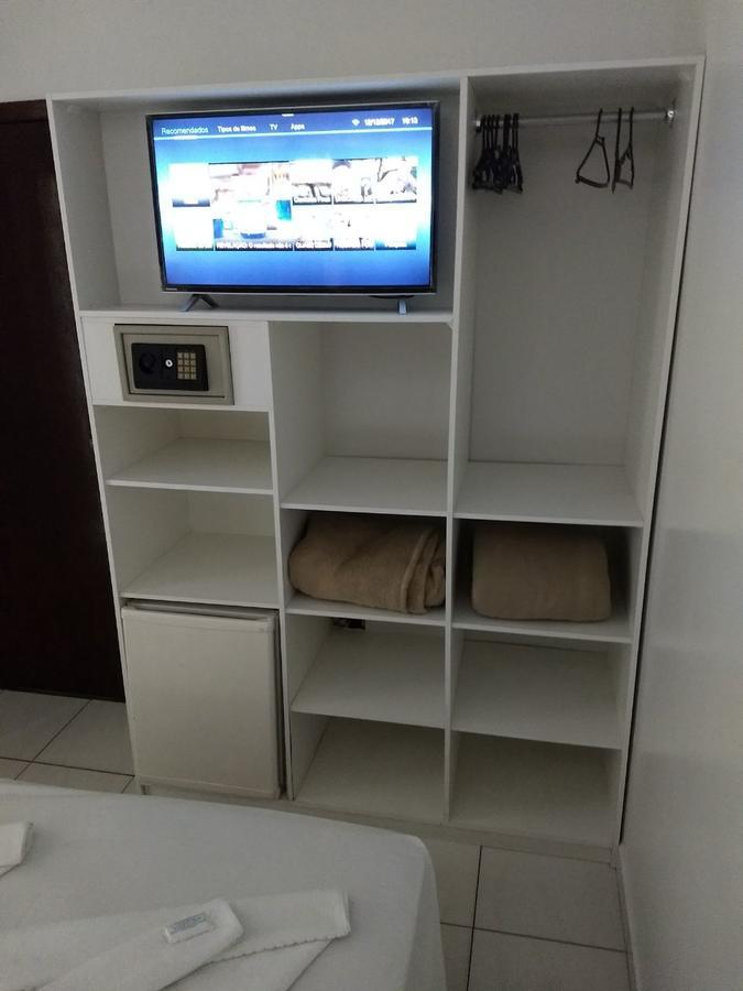 Quarto com Cama de Casal ou 2 de Solteiro